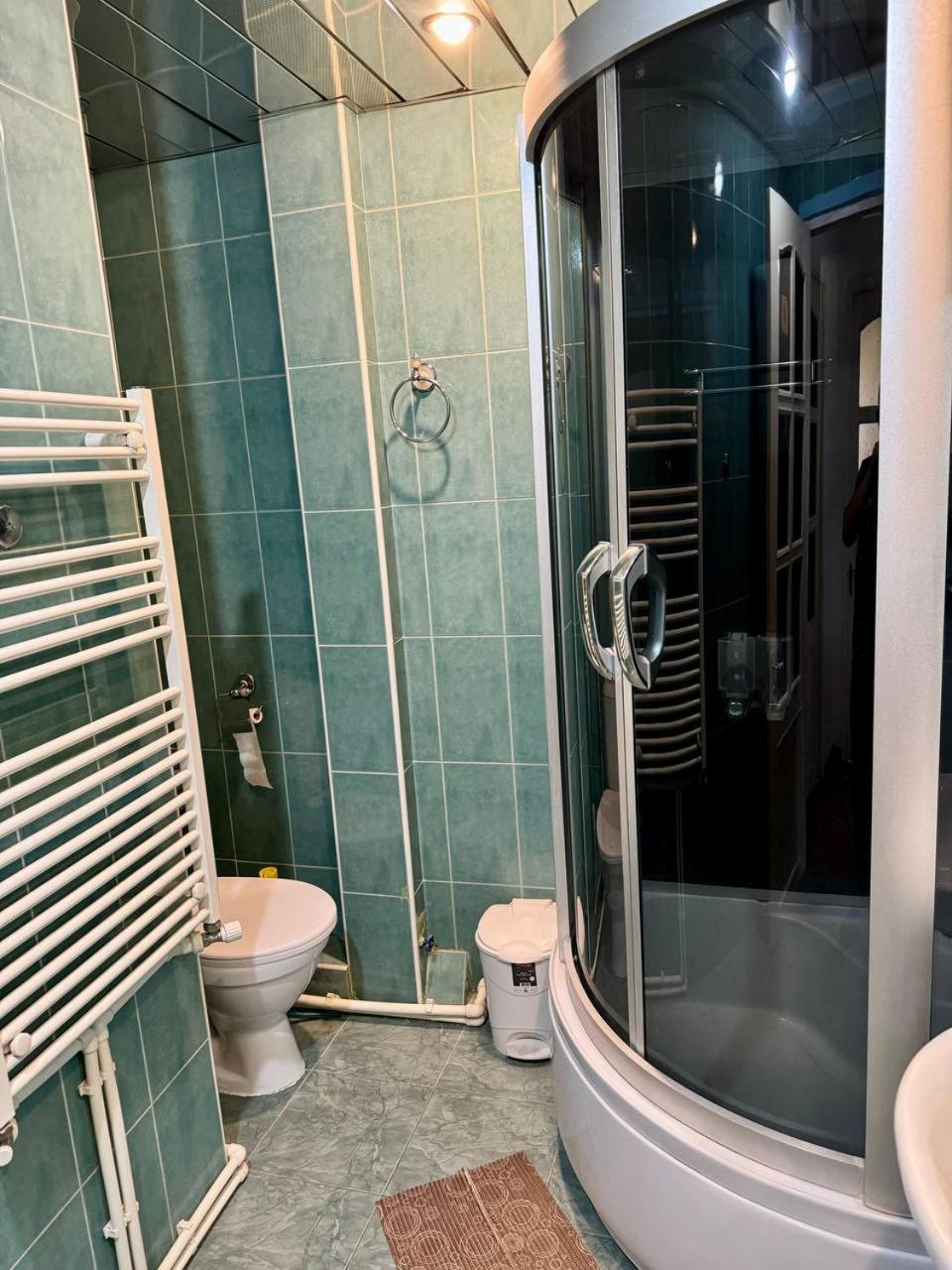 California Hostel Yerevan Ngoại thất bức ảnh