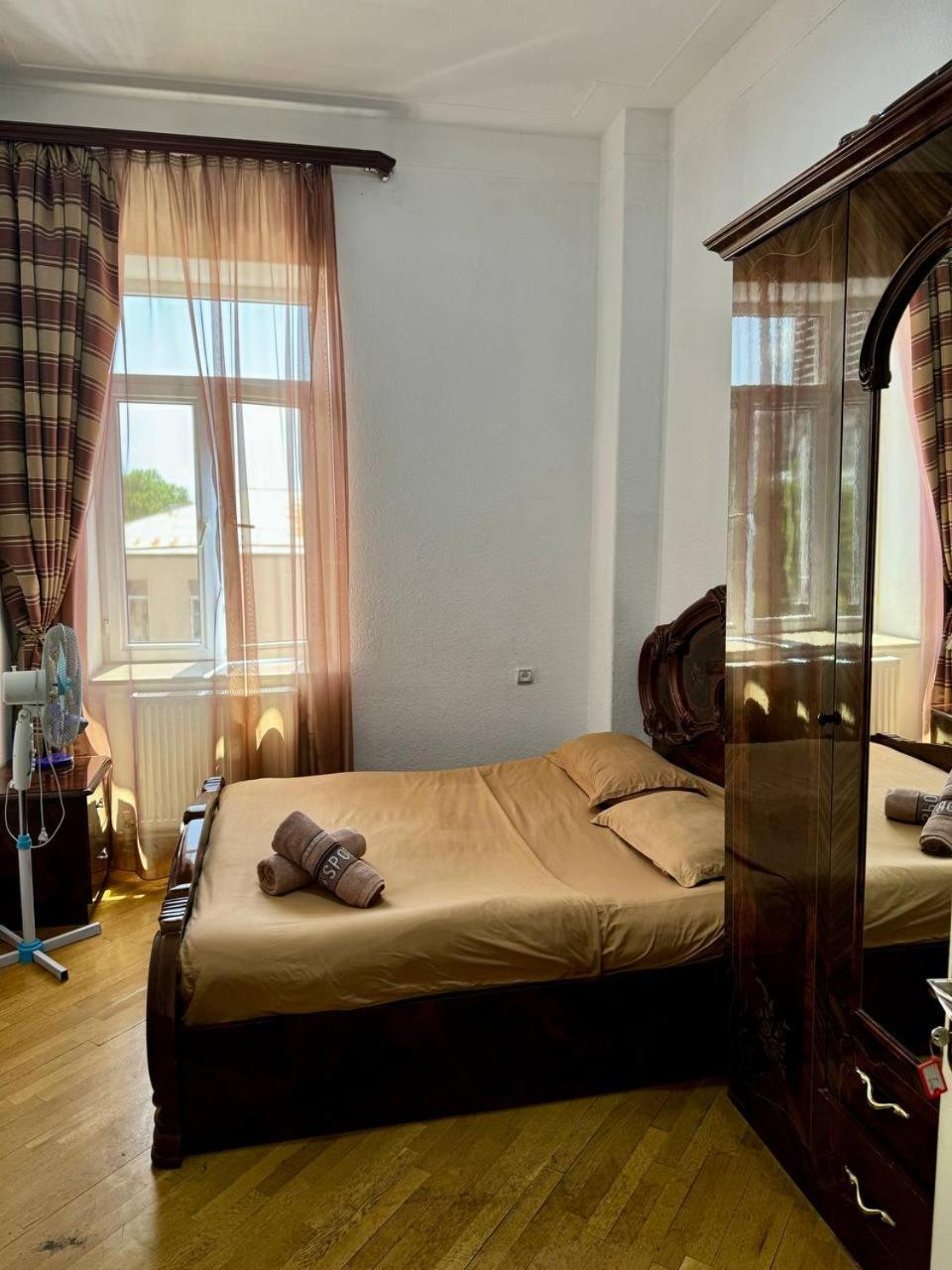 California Hostel Yerevan Ngoại thất bức ảnh